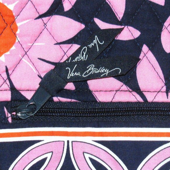 Vera Bradley Shoulder Bag Retired "Love Me" Design NWOT - Picture 3 of 7